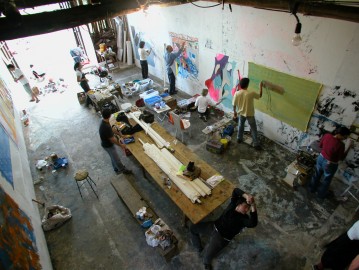 Oficina de pintura (Imagem: Zé Renato Bergo)