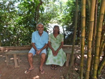 Os moradores Dona Alice e seu marido, Seu Dalni